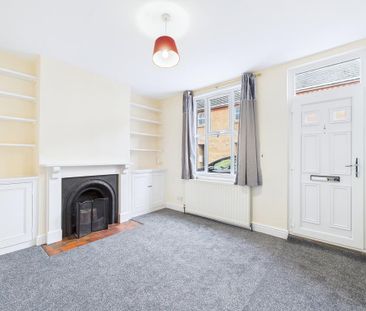 3 bedroom terraced house to rent - Photo 2