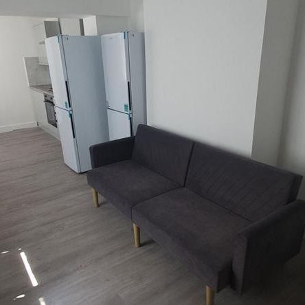 5 bedroom terraced house to rent - Photo 1