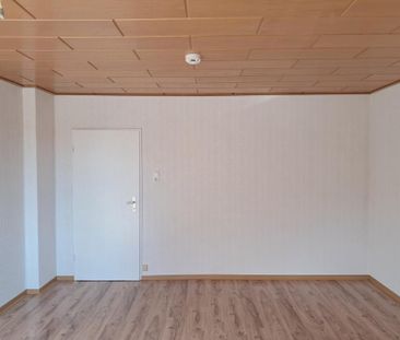 Anfragen NUR per Email. Hochparterre 2-Zi. Wohnung mit Balkon in Br... - Photo 1