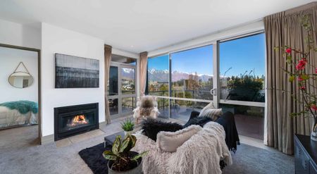 2/23 Adelaide Street - Photo 2