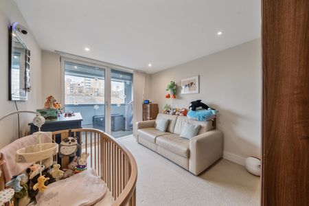 Merryweather Place, London, SE10 - Photo 3