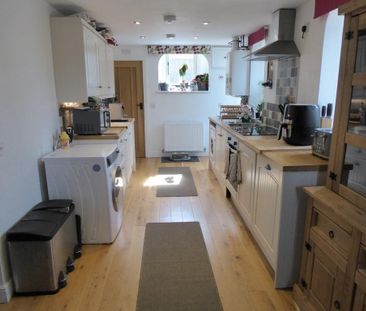 2 bedroom detached house to rent - Photo 4