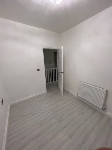 3 Bed Terraced House, Holme Lane, S6 - Photo 5