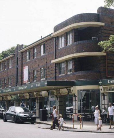 Charming Art Deco apartment - Photo 3