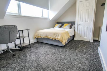 3 bedroom terraced house to rent - Photo 3