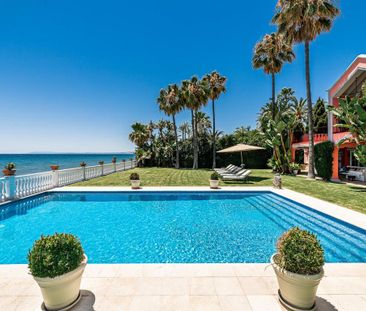 Luxury Villa for rent in San Pedro de Alcántara, Andalusia - Photo 2