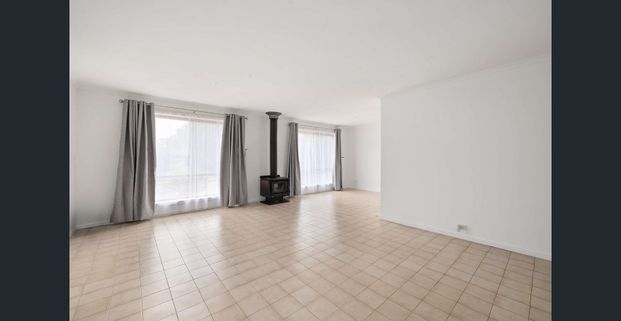 Neat as a pin.. - Photo 1