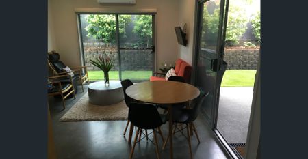 Delightful fully self contained near new unit. 500 metre walk to Dicky Beach - Photo 5