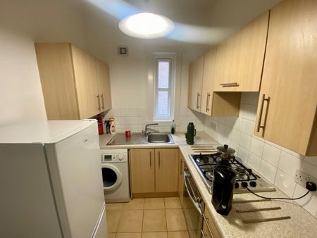 Burns Street, Arboretum, Property for rent - Photo 3