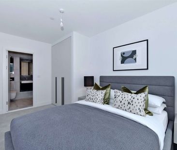 A superb furnished two bedroom apartment with car parking for one c... - Photo 5
