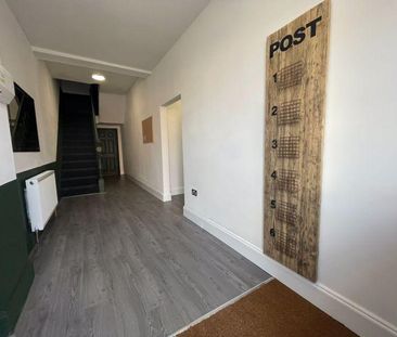 1 bedroom in a house share to rent - Photo 6