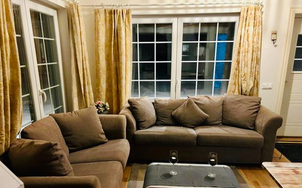 Säbyholmsvägen, Rosersberg - Foto 1