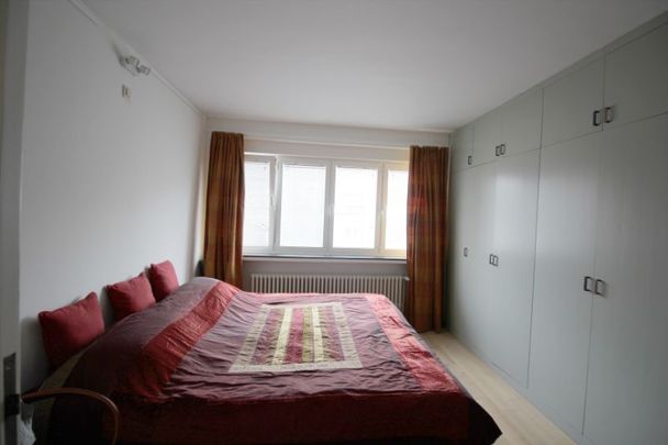 Instapklaar 3 slaapkamer appartement met uniek zicht - Foto 1