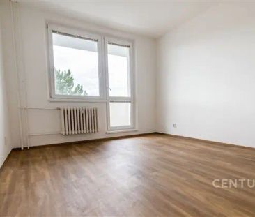 Prostorný byt 2+1 po rekonstrukci s lodžií | 56 m - Photo 3