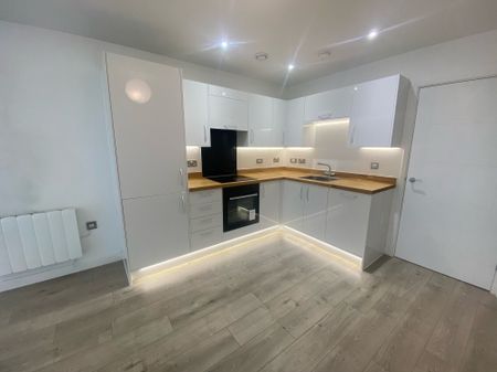 Edinburgh Gate, Harlow - Photo 3