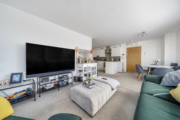 2 bedroom apartment to rent - Photo 1