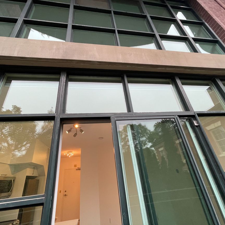 For Lease - 901 Queen Street Unit# 227, Toronto, Ontario - Photo 1