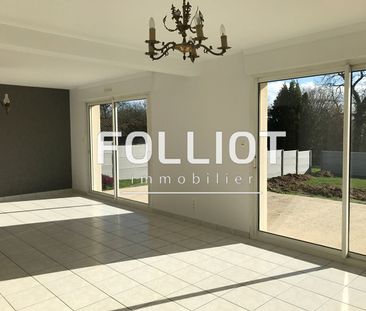A louer : Maison 7 Pièces St Etienne En Coglès - Réf.245CV - Photo 1