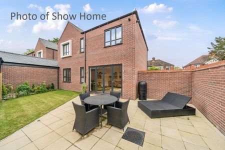 4 bedroom detached house to rent - Photo 5
