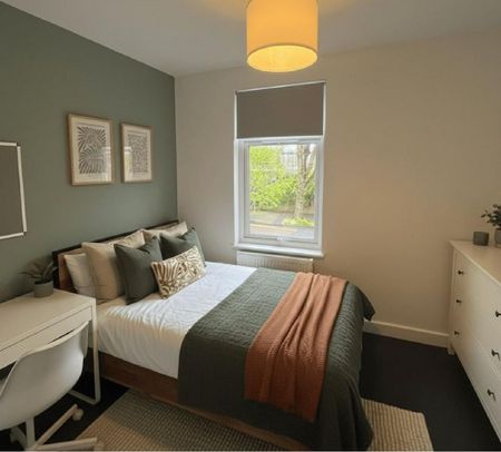 1 bedroom in a house share to rent - Photo 2