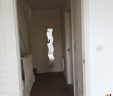 4 bed Town House in Kingfisher way, Mildenhall , Bury St. Edmunds, ... - Photo 4