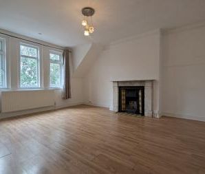 Cheriton Road, Folkestone, CT19 5HD, Kent - Photo 1