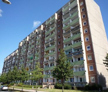 Einzug ab sofort möglich - 3-Raumwohnung mit Balkon und Aufzug - Foto 6