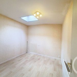 Location Appartement 3 pièces 60m² CLERMONT FERRAND 63000 - Photo 2