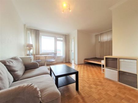 Beau studio meublé de +/- 40m² + balcon - Foto 5