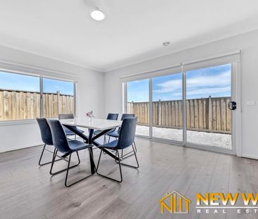 YOUR NEW HOME AWAITS IN BEVERIDGE - Photo 4