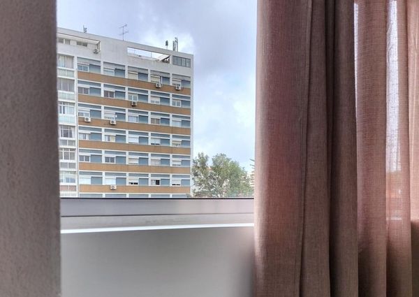 Quarto solteiro em Lisboa a estudante