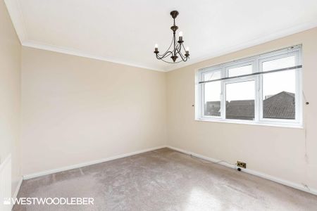 3 bedroom semi-detached house to rent - Photo 5