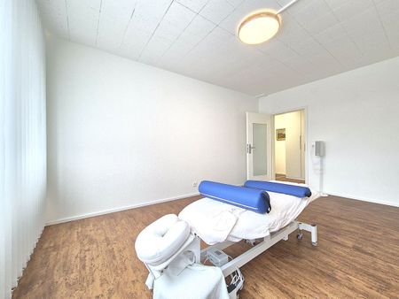 Praxis- oder Beautyräume in bestehendem Therapiezentrum - Photo 3