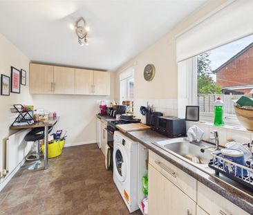 2 BED Semi-detached house To rent - Photo 5