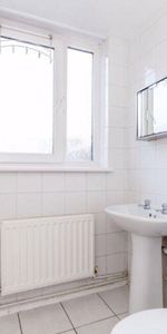 Battersea Bridge Road, London - Photo 4