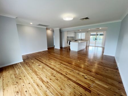 Family Home In South Dubbo! - Photo 2