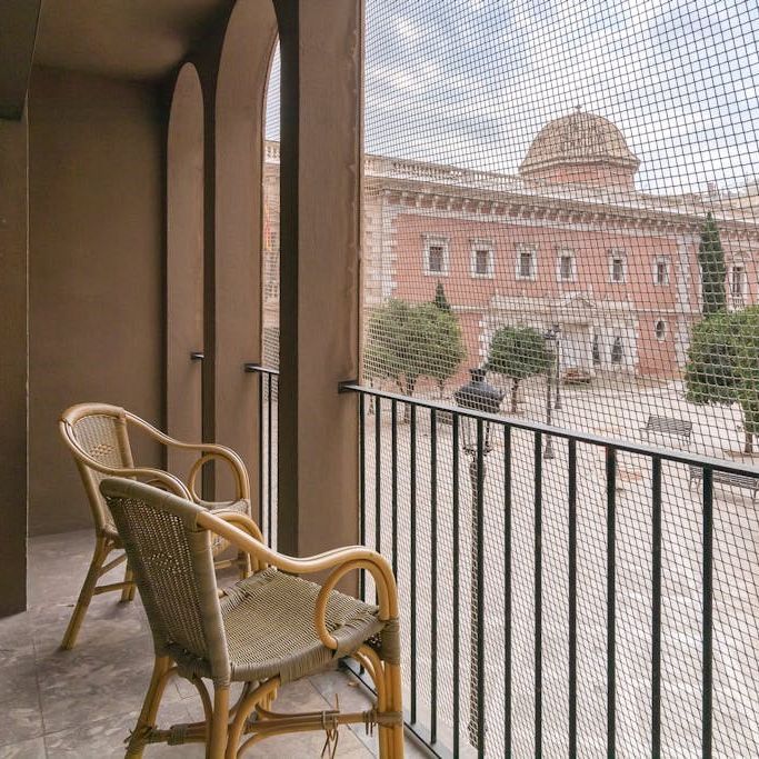 Plaça Col.legi del Patriarca, Valencia, Valencian Community 46002 - Photo 1