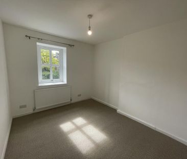 2 bedroom property to rent - Photo 3