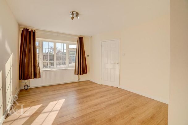 2 bedroom townhouse to rent - Photo 1