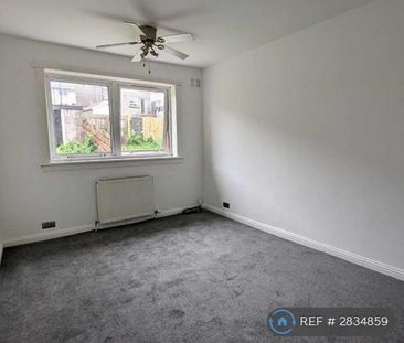 3 bedroom end of terrace house to rent - Photo 2