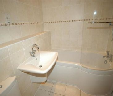 2 Bedroom Apartment To Let - Photo 5