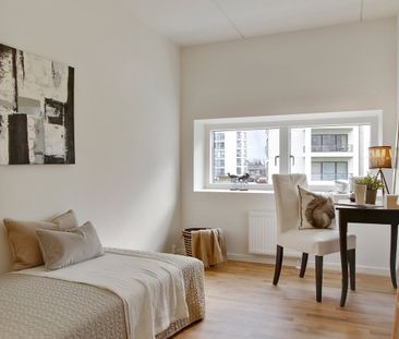 Flot 4 værelses lejlighed med altan - Photo 4