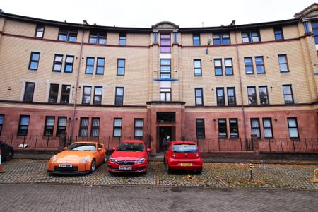 St. Ninian Terrace, New Gorbals, Glasgow - Photo 2