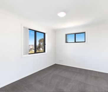 Conveniently Located One Bedroom In Franklin - Photo 2