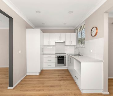 51 Mahogany Crescent, Gateshead NSW 2290 - House For Rent | Domain - Photo 5