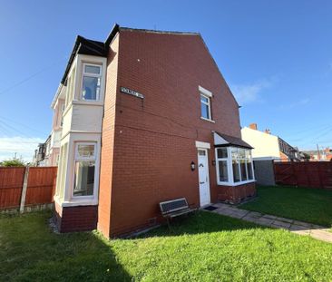 Pickmere Avenue, Blackpool, FY4 3HL - Photo 5