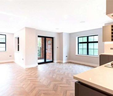 Church Road, Kenley, Surrey, CR8 - Photo 2