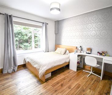 Regal Close, CH66 4XU, Ellesmere Port - Photo 6