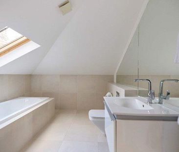 5 bedroom semi-detached house to rent - Photo 2