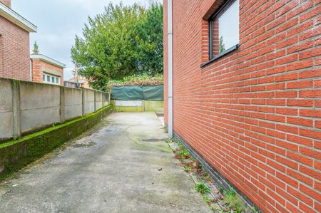 Modern één slaapkamer appartement met tuin - Photo 5